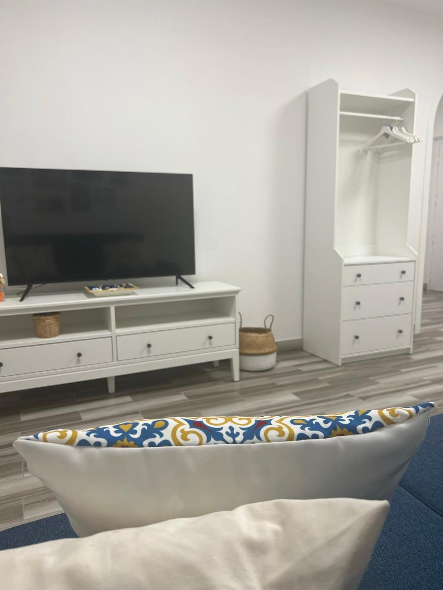 Apartment 77